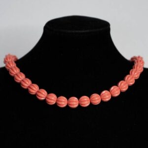 COLLAR BOLA TALLADA ROSA INFANTA
