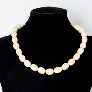 COLLAR HUESO 4